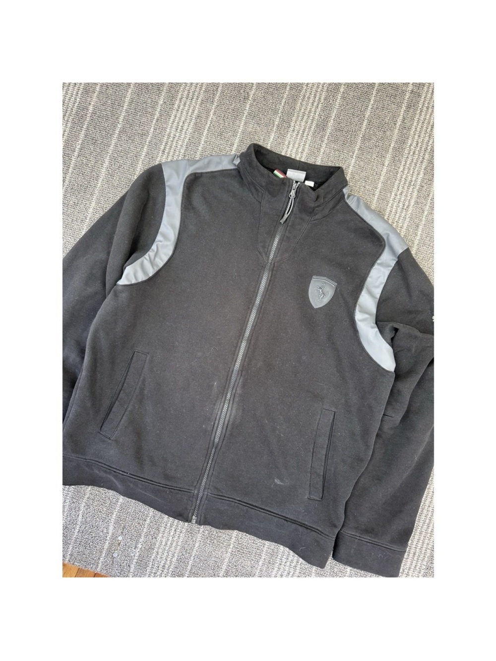 Ferrari zip up. Puma. Mens L